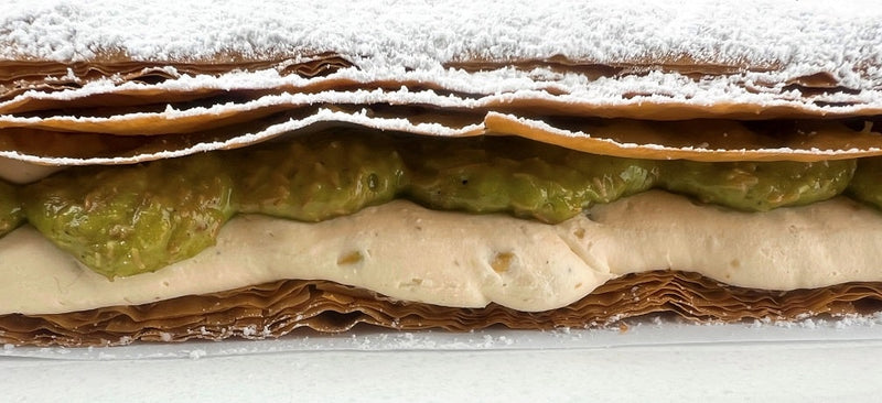 Dubai Pistachio Crunch Cake