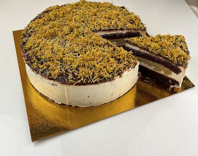 Pistachio Dubai Chocolate 10" Cake