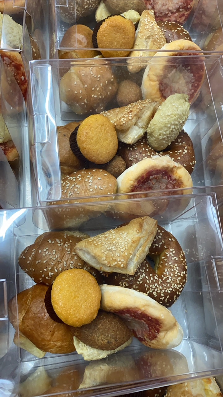 Bris Breakfast Box