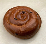 Round Challah With Raisins